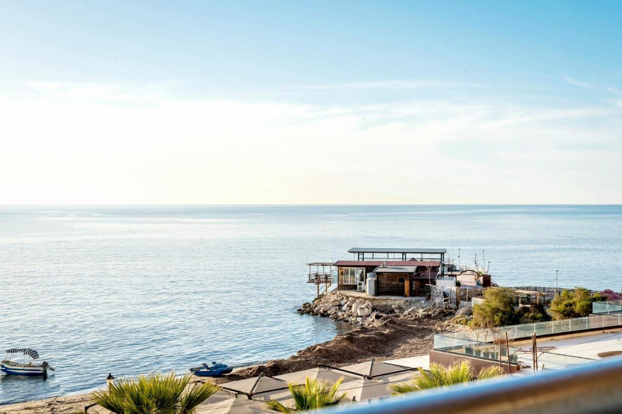 Sophie Waterfront Central Durrës Exterior foto